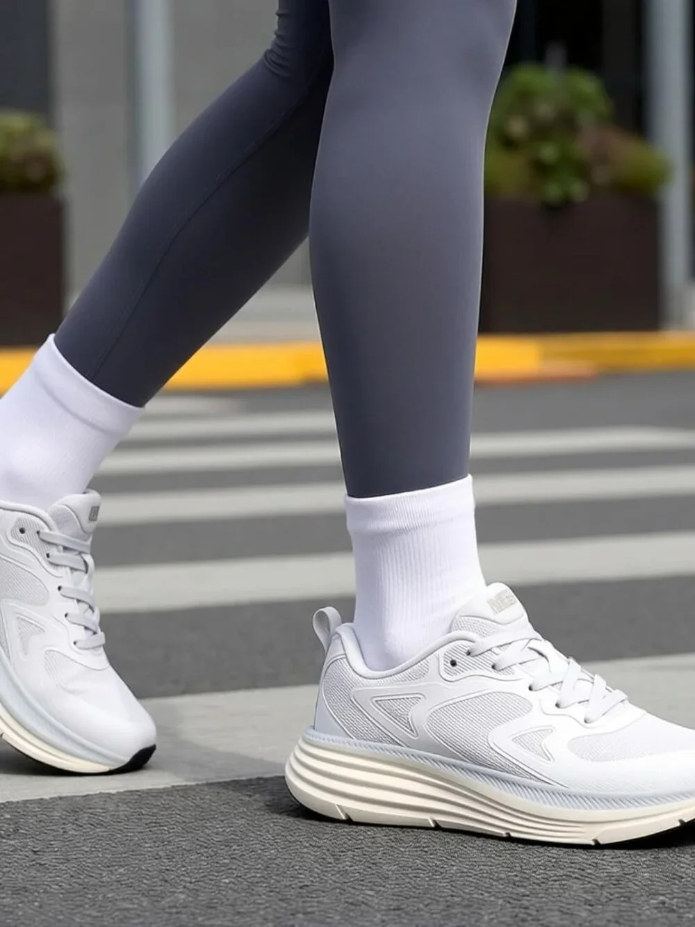 Women's Light Gray Fort Walking Shoes Tennis, Max Cushioning Running Sneakers